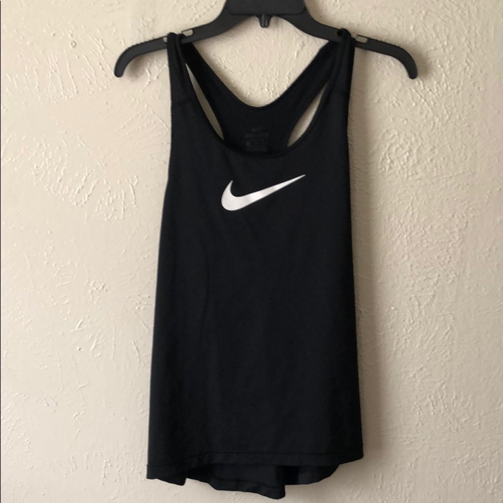 Black nike tank